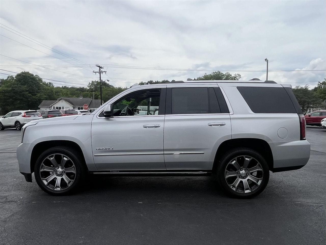 GMC Yukon Denali 4WD 2018