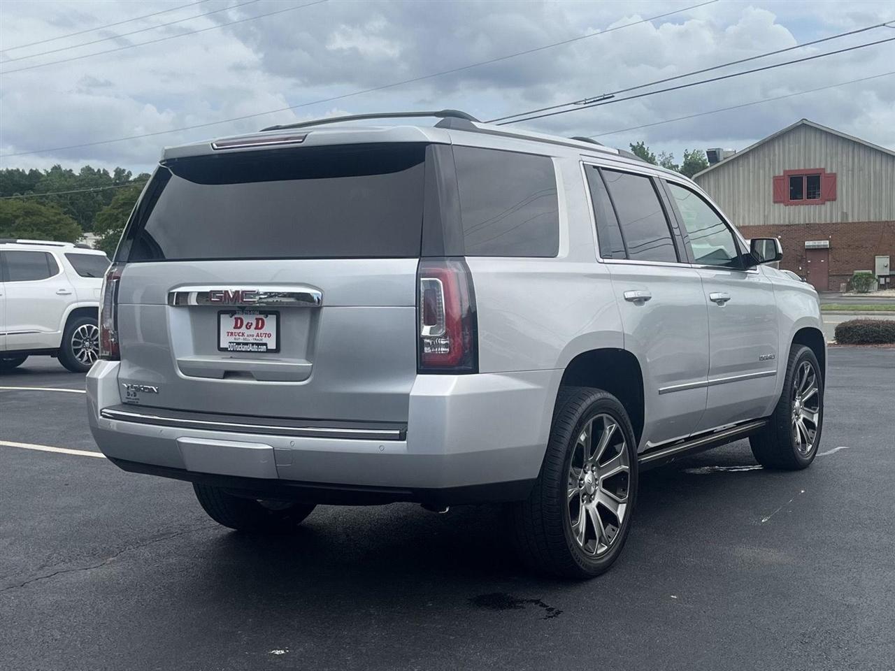 GMC Yukon Denali 4WD 2018