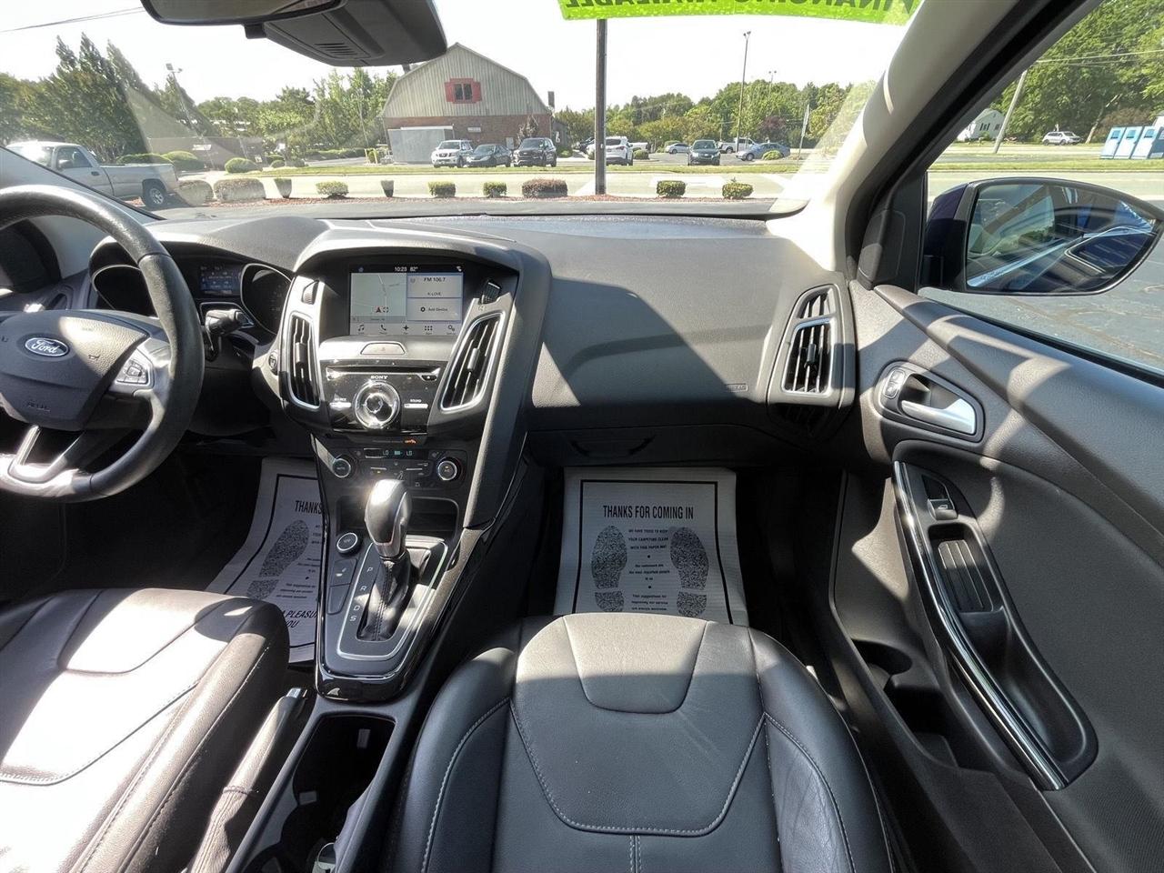 Ford Focus Titanium Hatch 2017