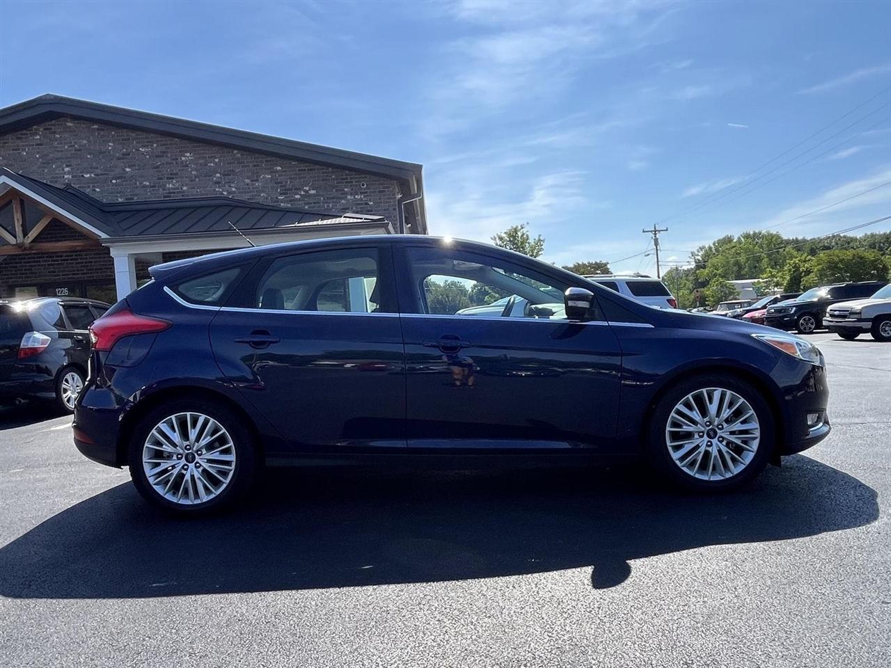 Ford Focus Titanium Hatch 2017