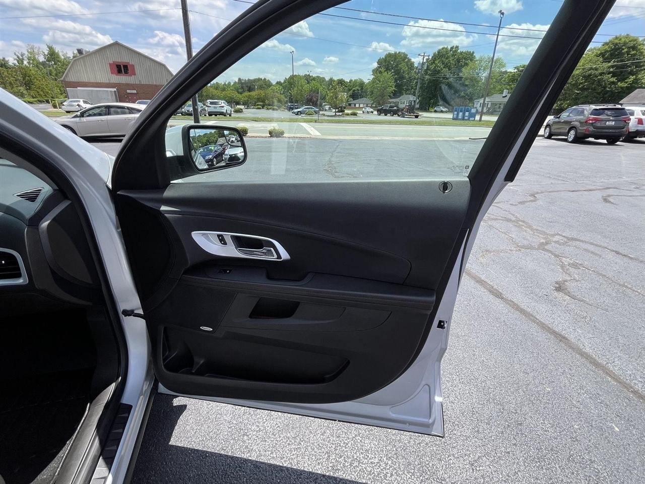 Chevrolet Equinox 2LT 2WD 2012