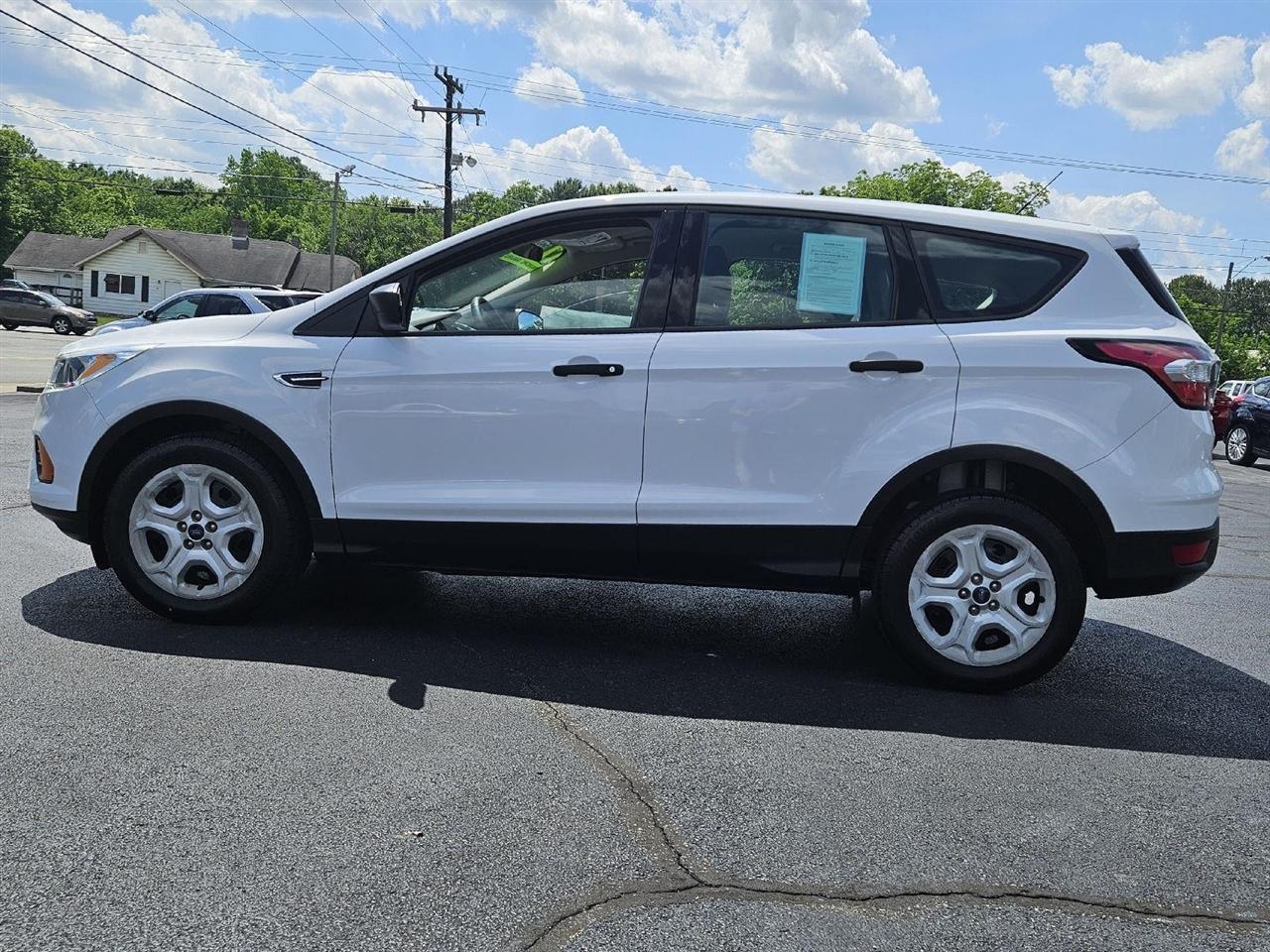 Ford Escape S FWD 2017