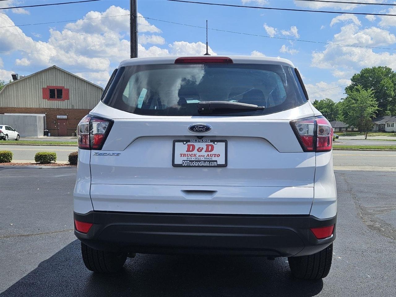 Ford Escape S FWD 2017