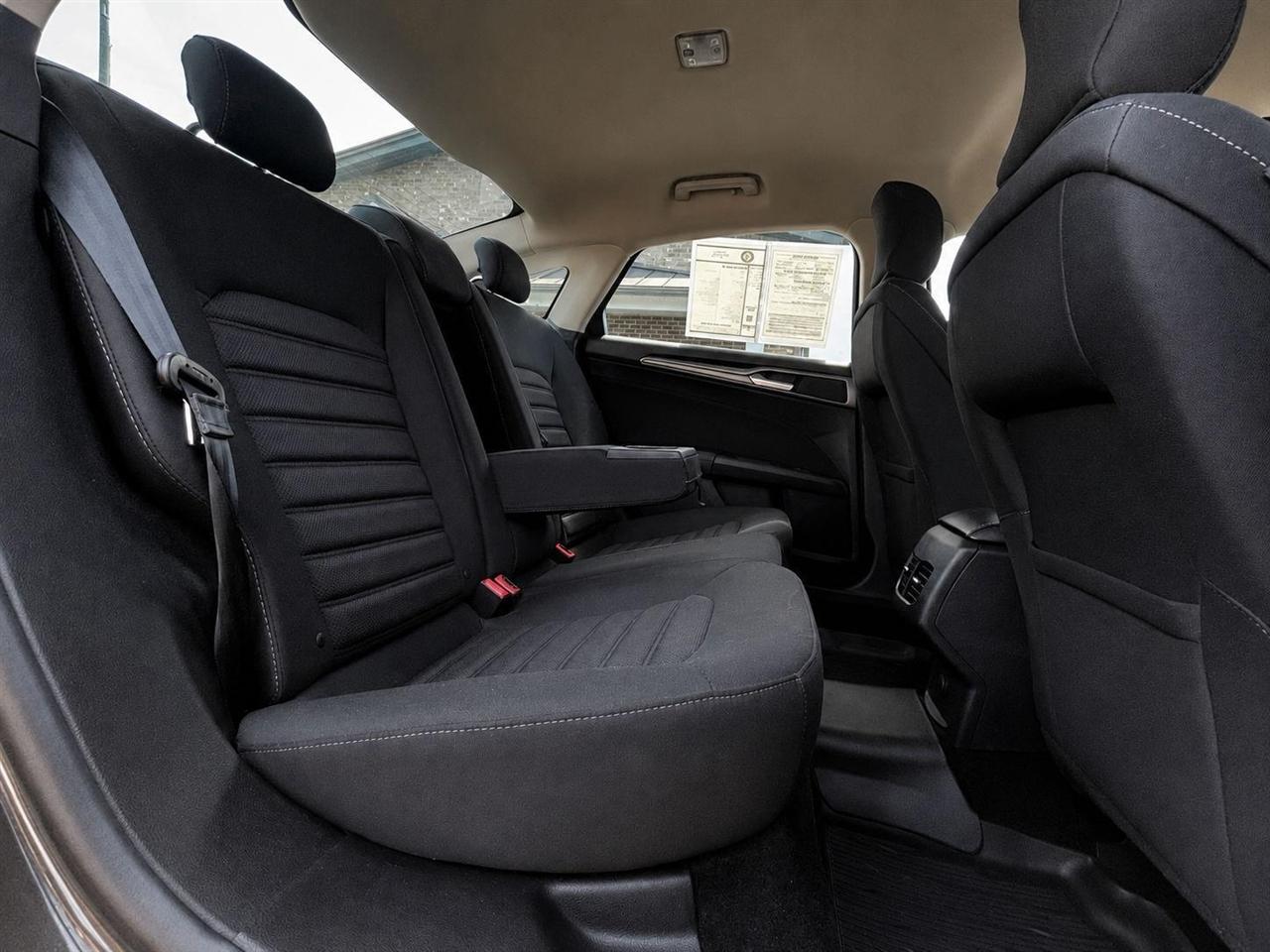 Ford Fusion SE 2018