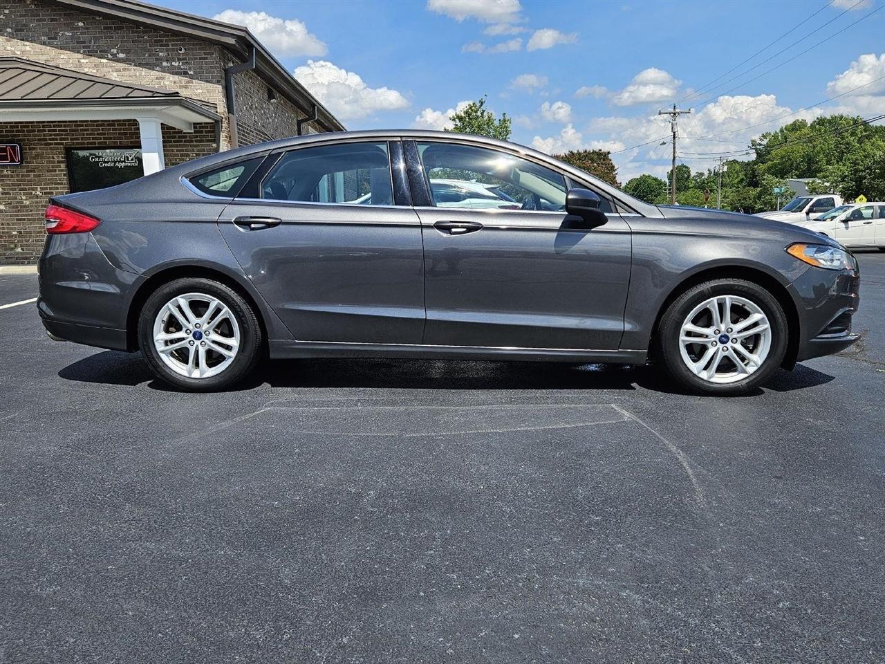Ford Fusion SE 2018