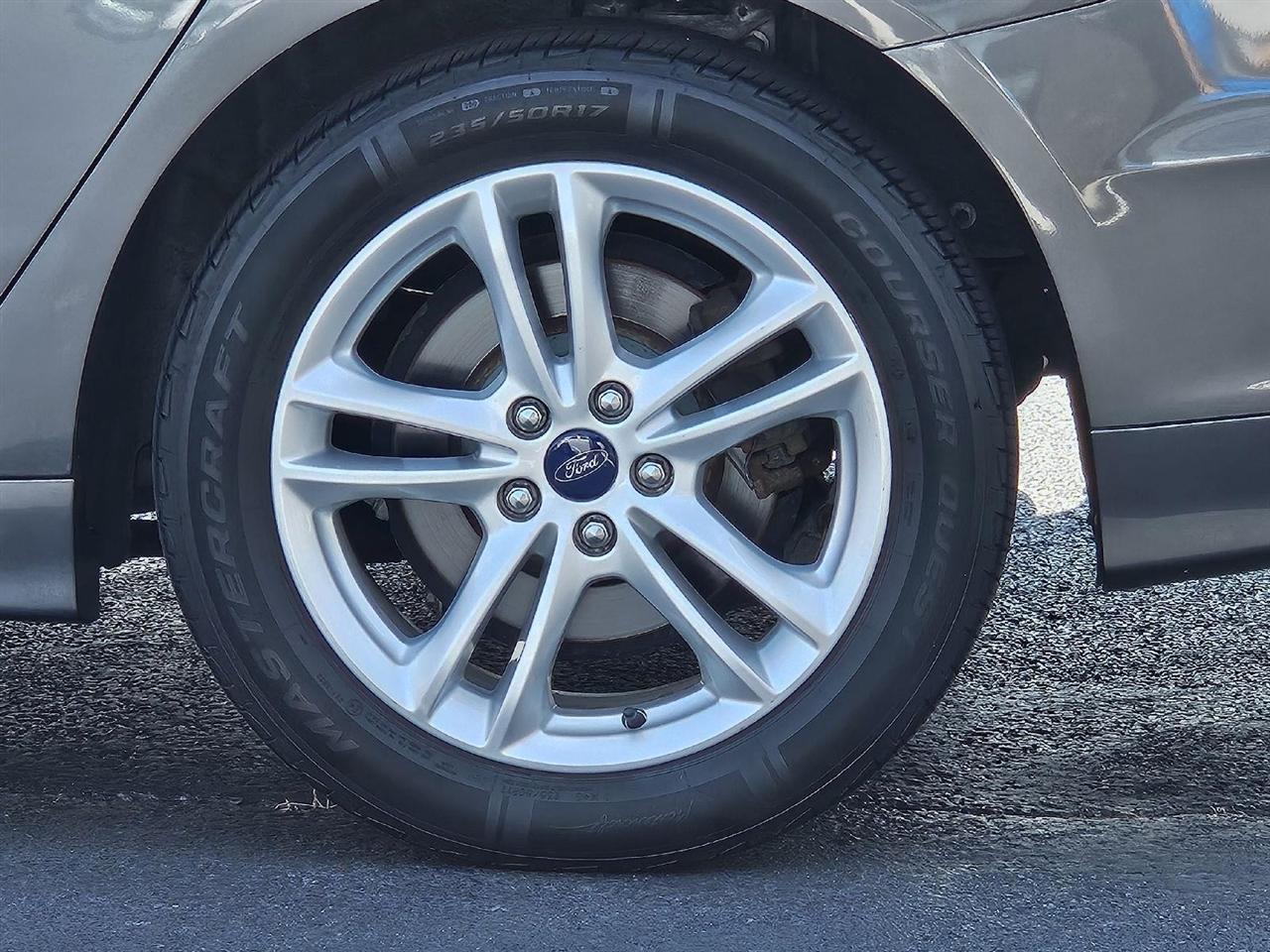 Ford Fusion SE 2018