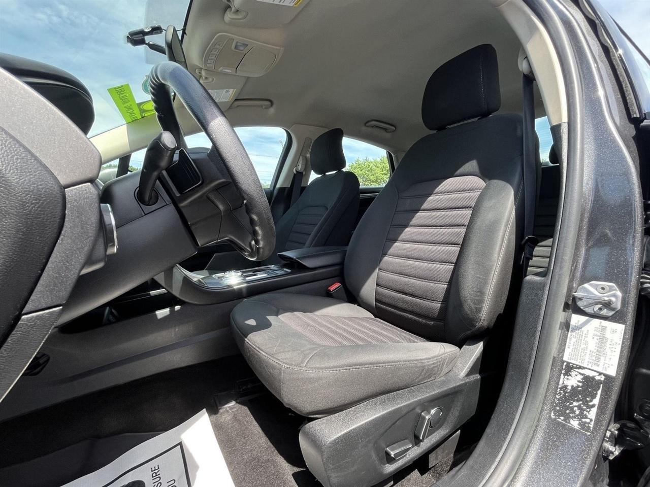 Ford Fusion SE 2018
