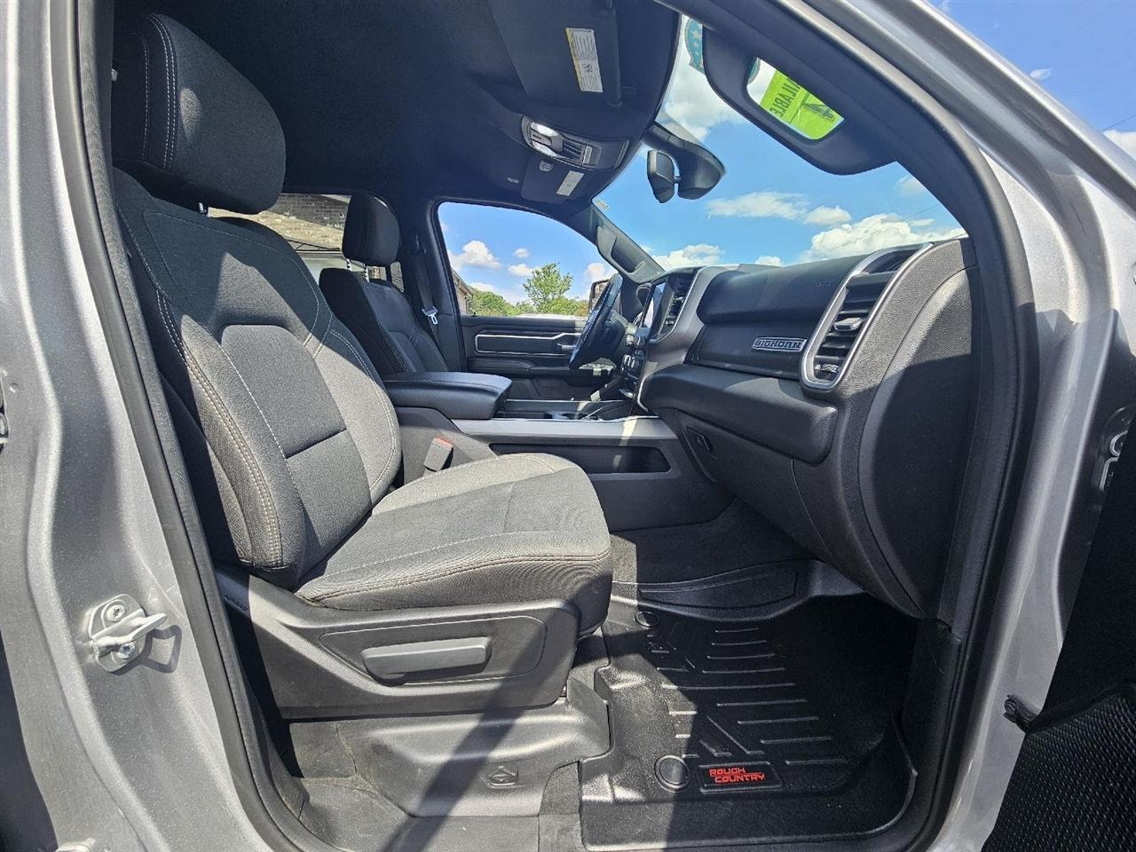 RAM 1500 Big Horn Crew Cab SWB 4WD 2019