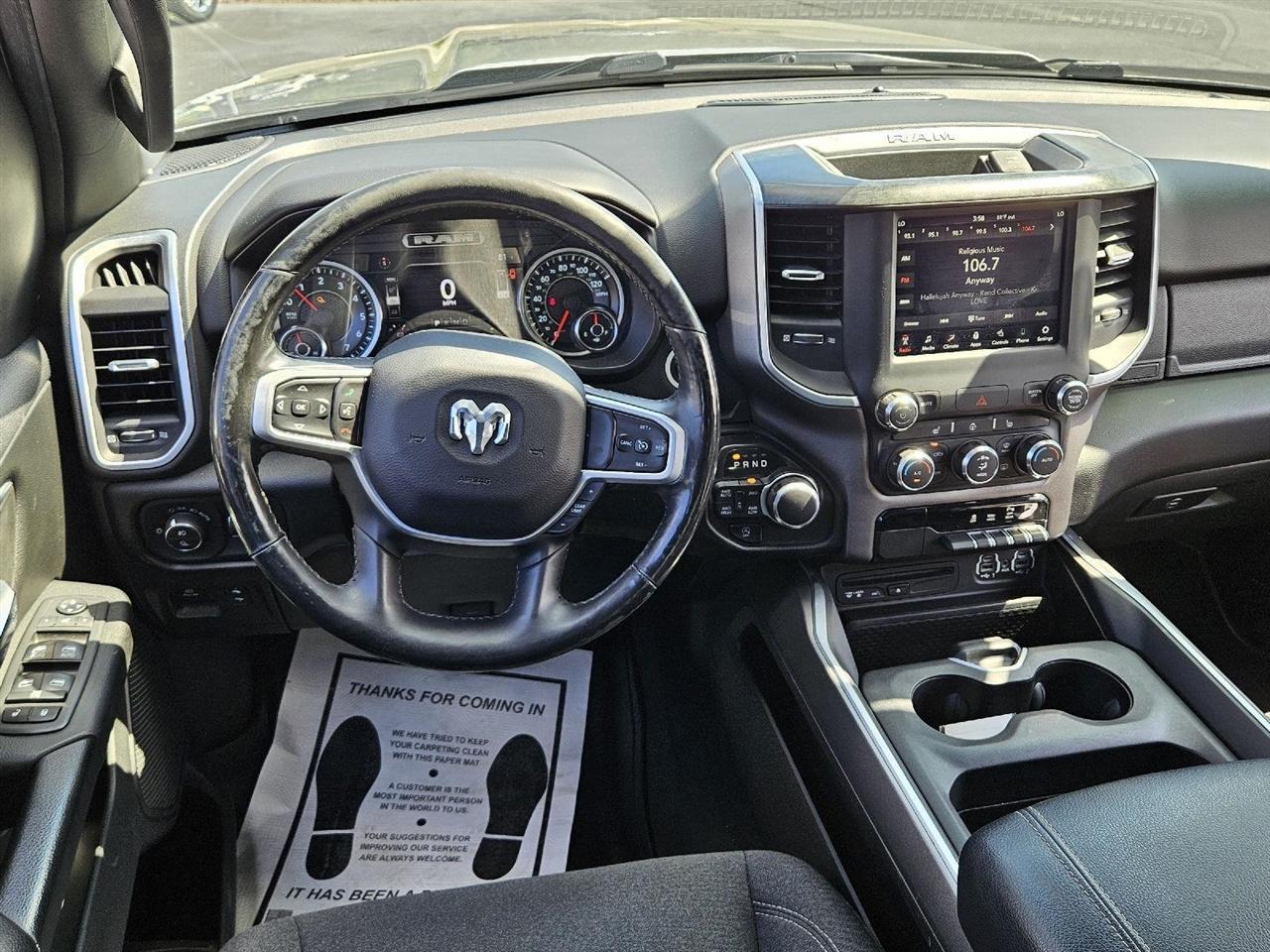 RAM 1500 Big Horn Crew Cab SWB 4WD 2019