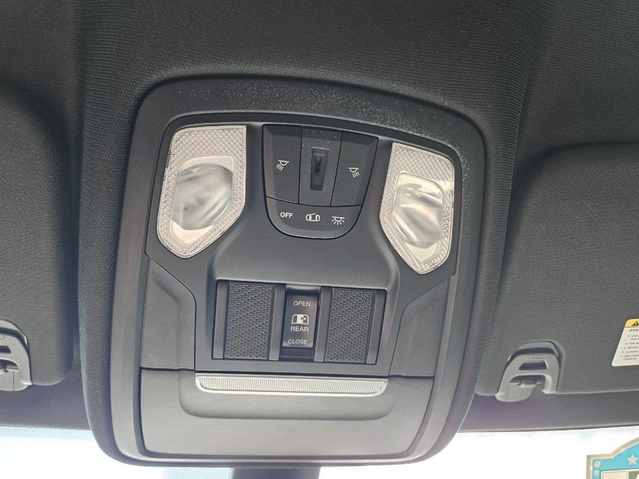 RAM 1500 Big Horn Crew Cab SWB 4WD 2019