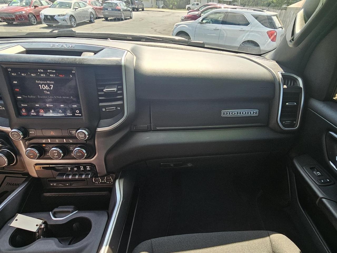 RAM 1500 Big Horn Crew Cab SWB 4WD 2019