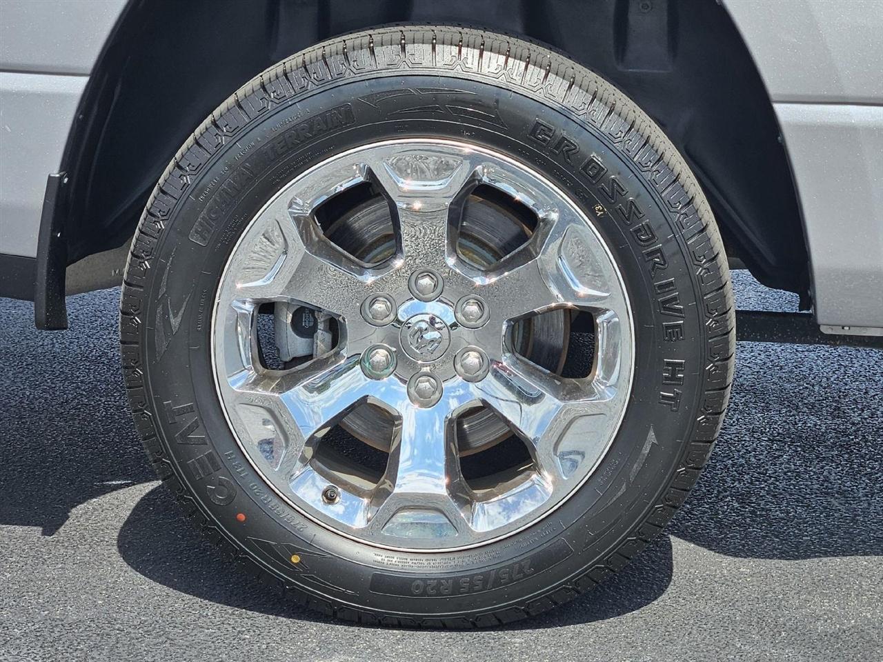 RAM 1500 Big Horn Crew Cab SWB 4WD 2019