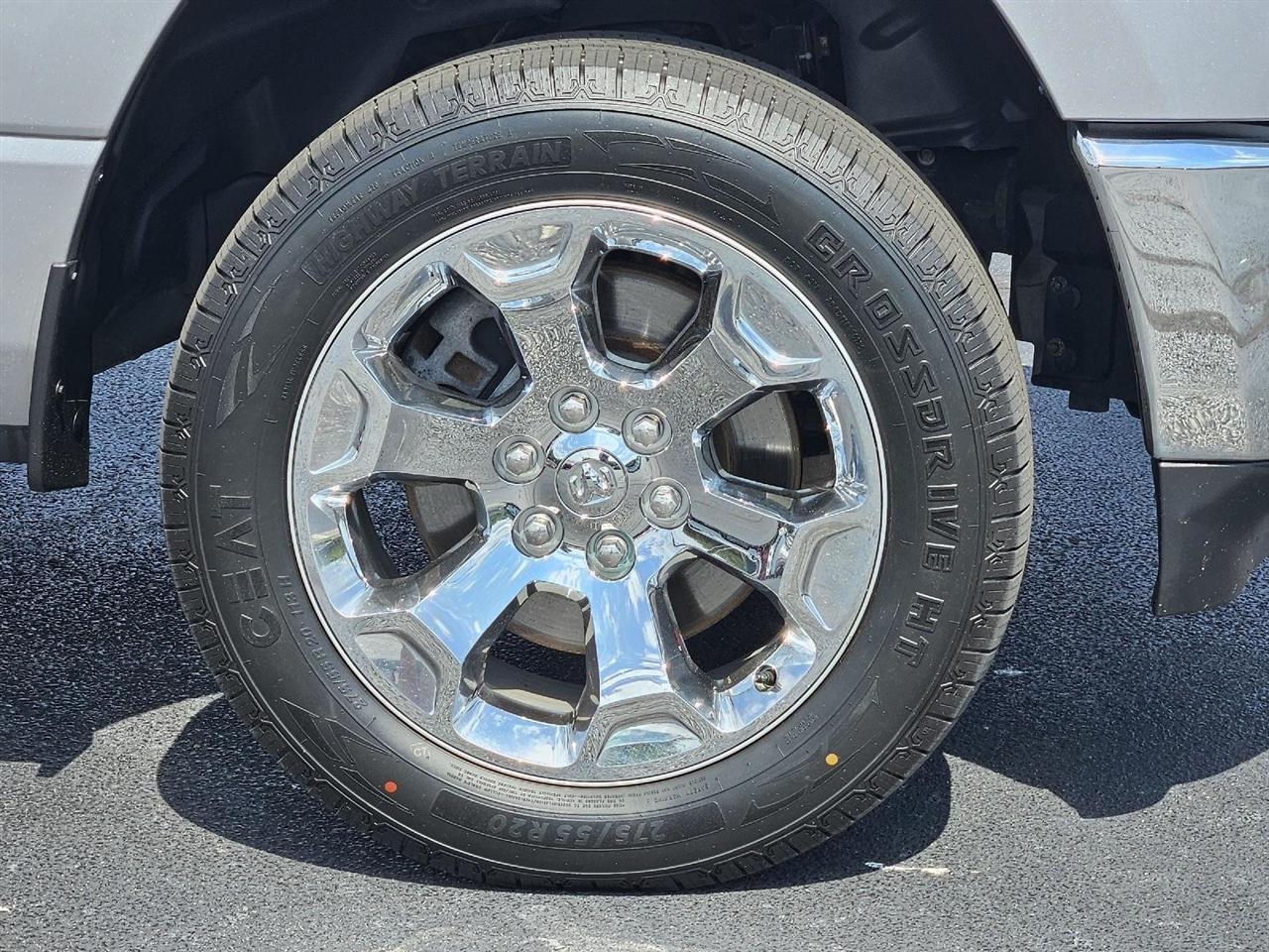 RAM 1500 Big Horn Crew Cab SWB 4WD 2019