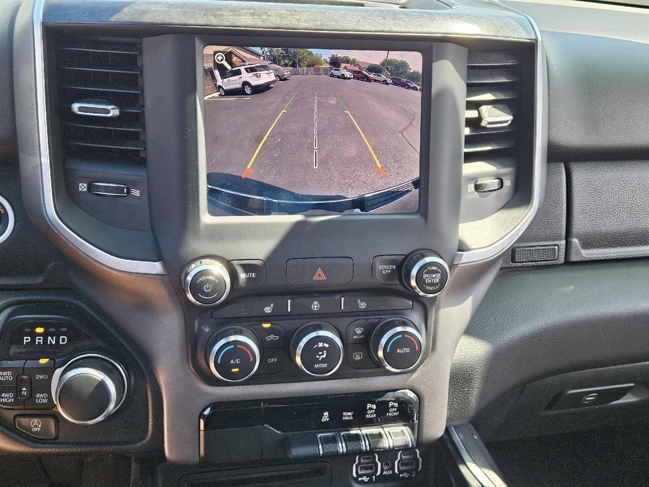 RAM 1500 Big Horn Crew Cab SWB 4WD 2019