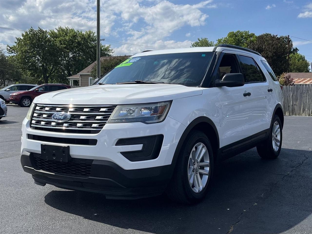 Ford Explorer Base FWD 2016