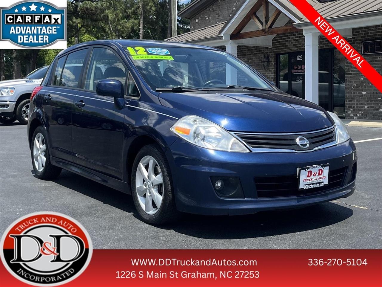 2012 Nissan Versa 1.8 SL Hatchback