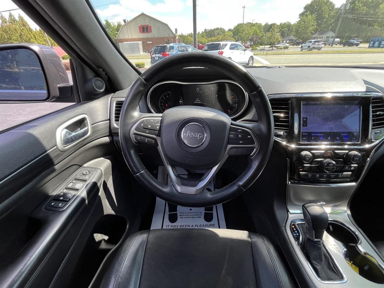 Jeep Grand Cherokee Laredo 4WD 2019