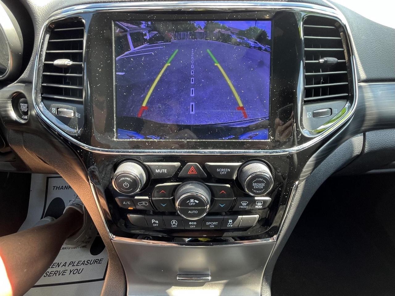 Jeep Grand Cherokee Laredo 4WD 2019