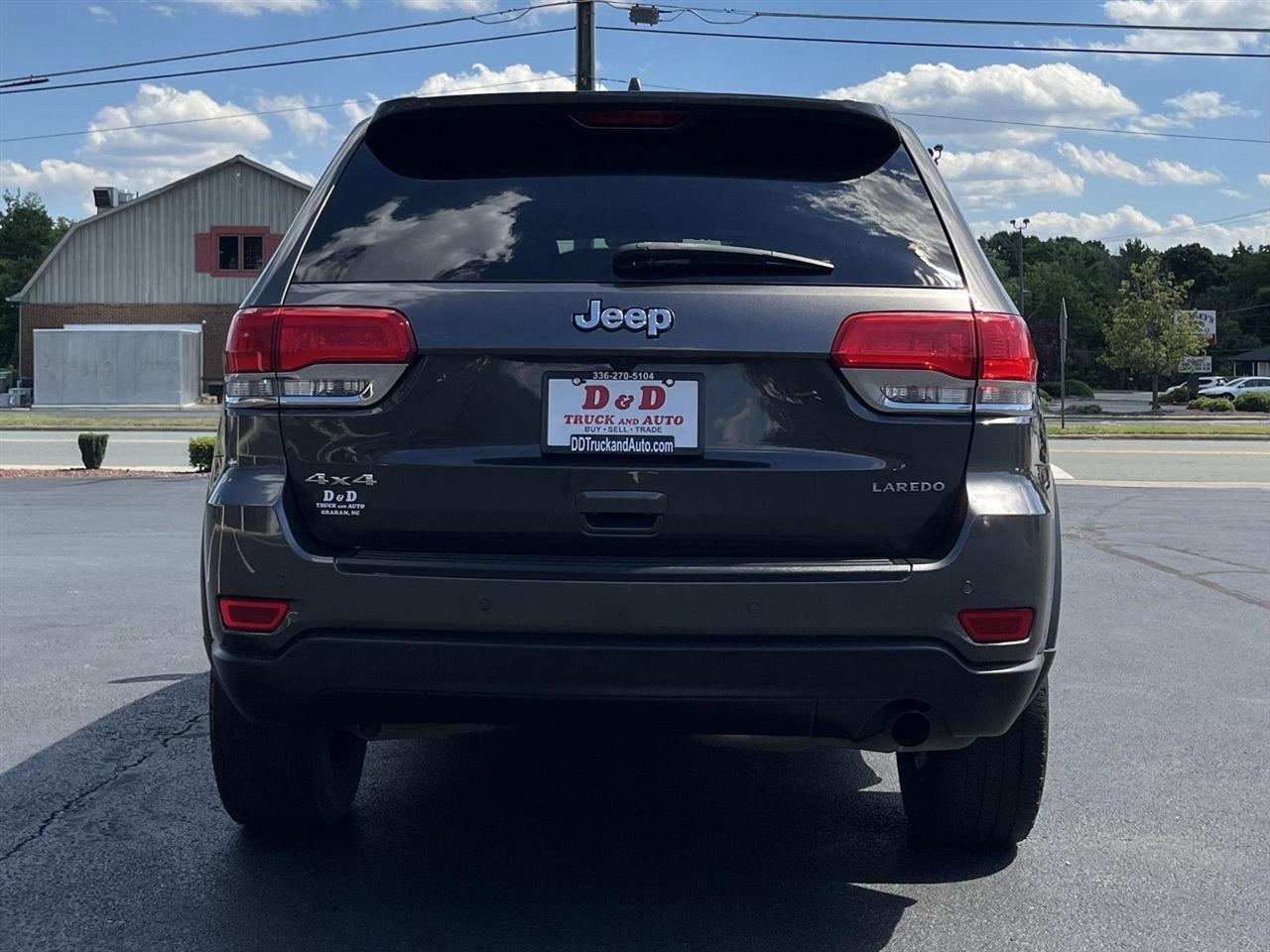 Jeep Grand Cherokee Laredo 4WD 2019