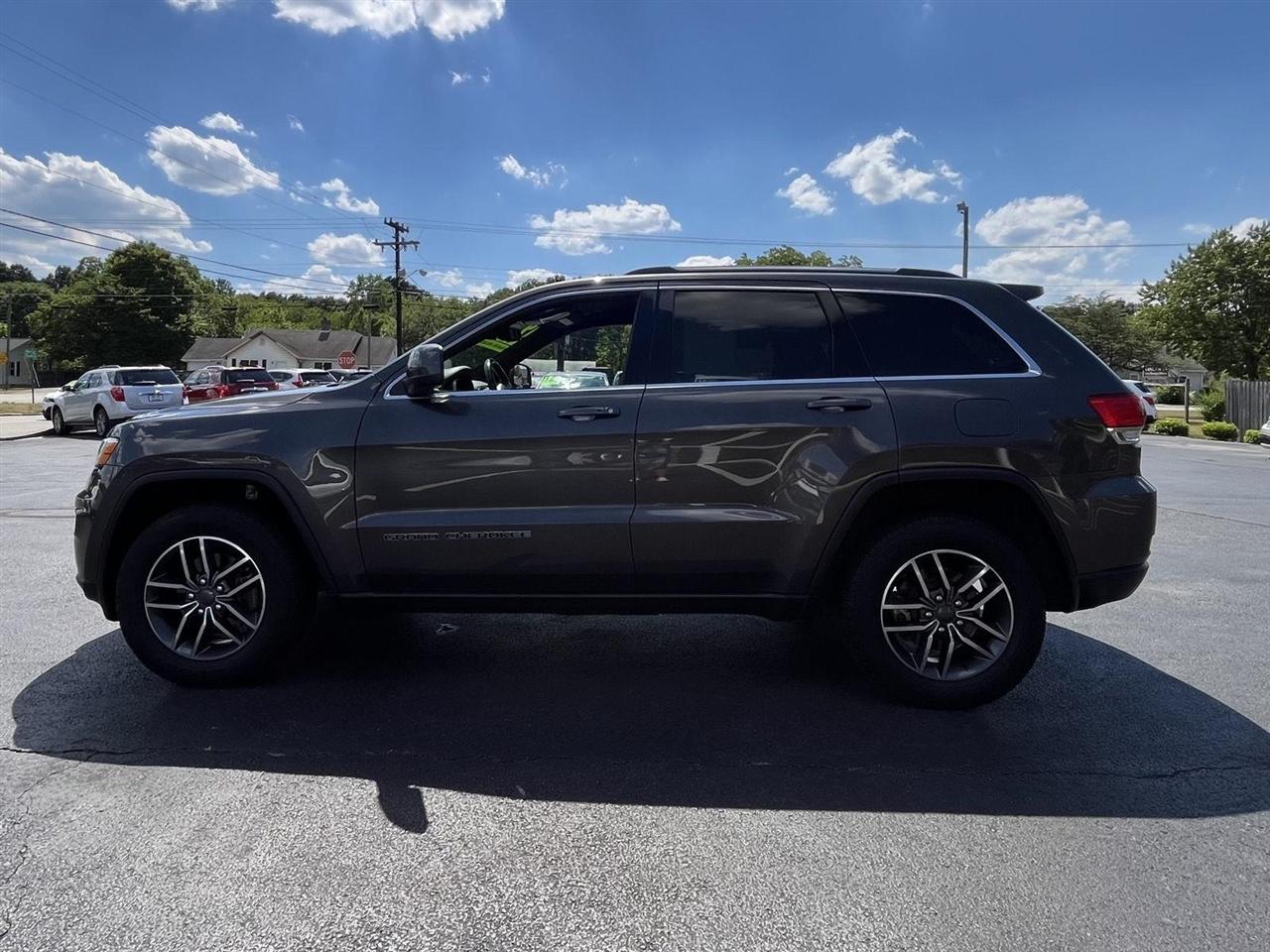 Jeep Grand Cherokee Laredo 4WD 2019