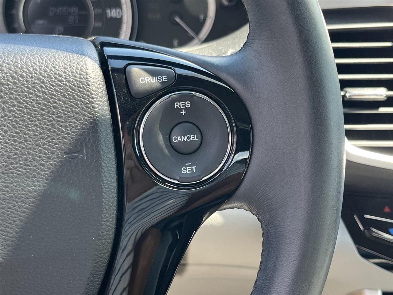 Honda Accord EX-L Sedan CVT 2017