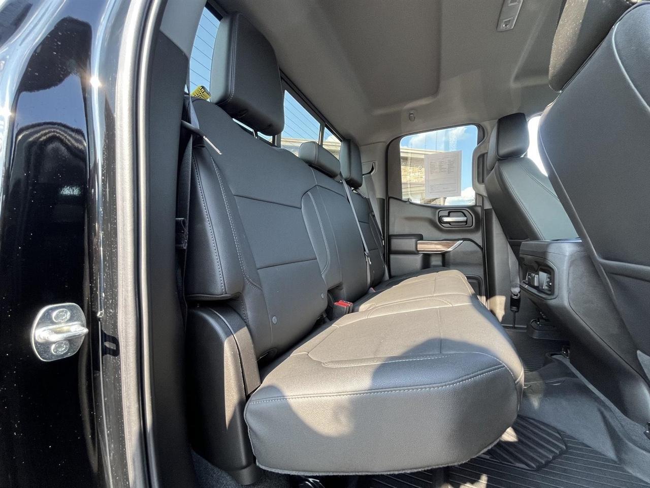 Chevrolet Silverado 1500 RST Double Cab 4WD 2021