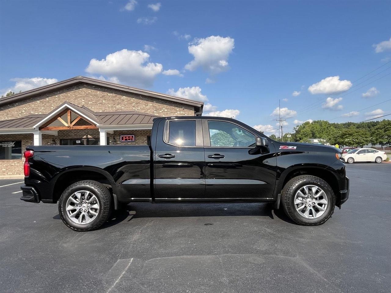 Chevrolet Silverado 1500 RST Double Cab 4WD 2021