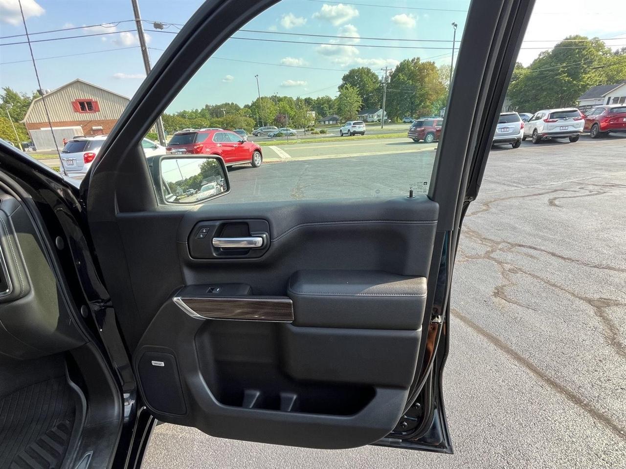 Chevrolet Silverado 1500 RST Double Cab 4WD 2021