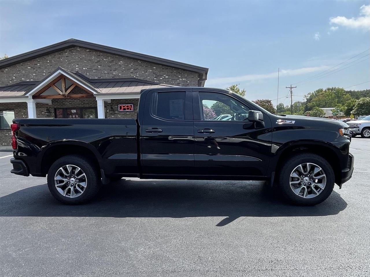 Chevrolet Silverado 1500 RST Double Cab 4WD 2021