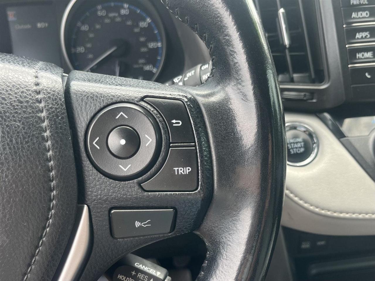 Toyota RAV4 XLE FWD 2018