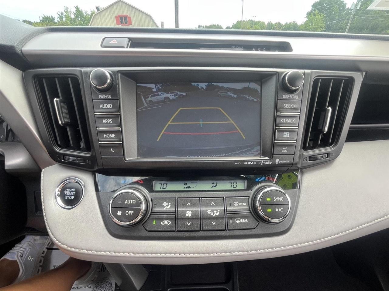 Toyota RAV4 XLE FWD 2018