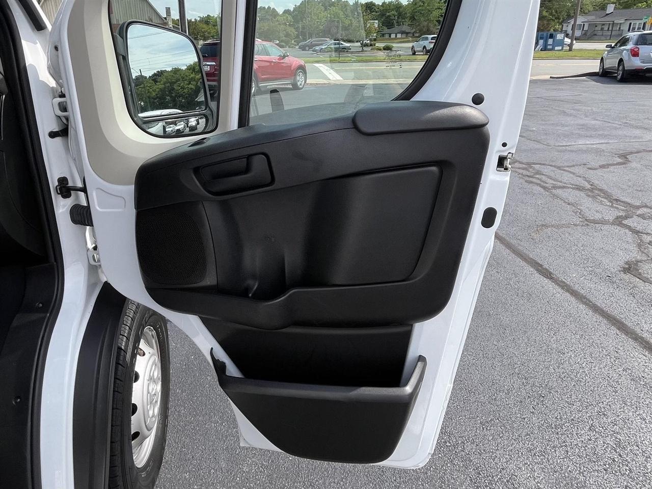 RAM Promaster 2500 Low Roof 2021