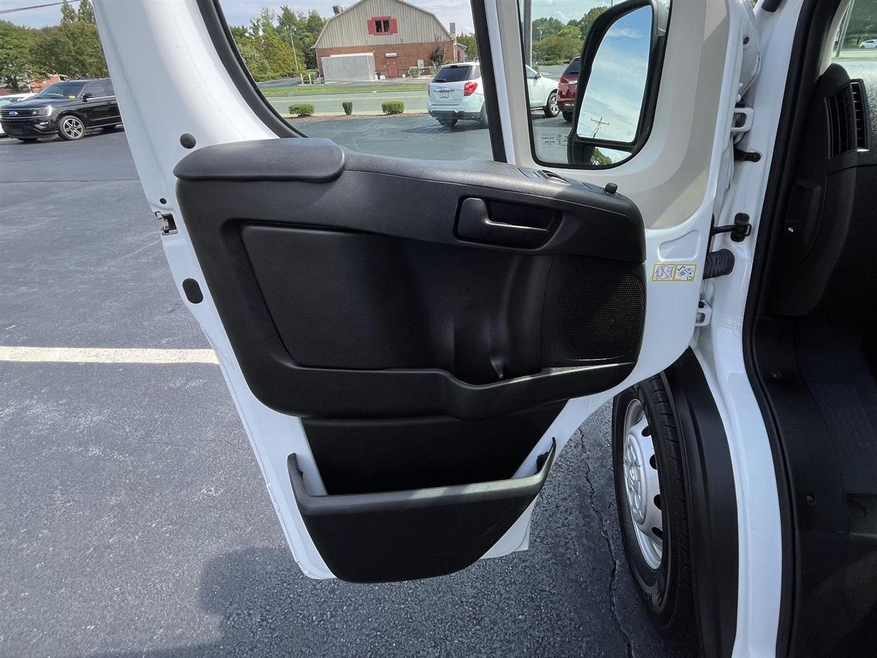 RAM Promaster 2500 Low Roof 2021