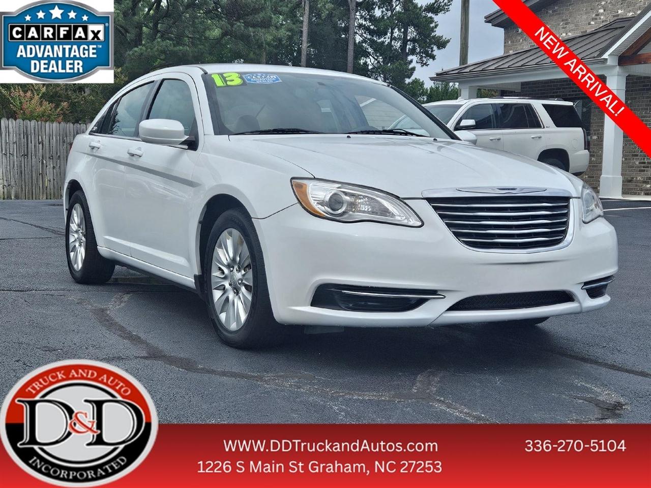 Chrysler 200 LX 2013