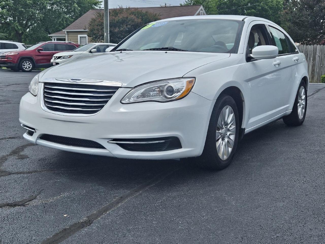 Chrysler 200 LX 2013