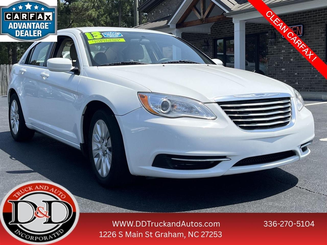 2013 Chrysler 200 LX