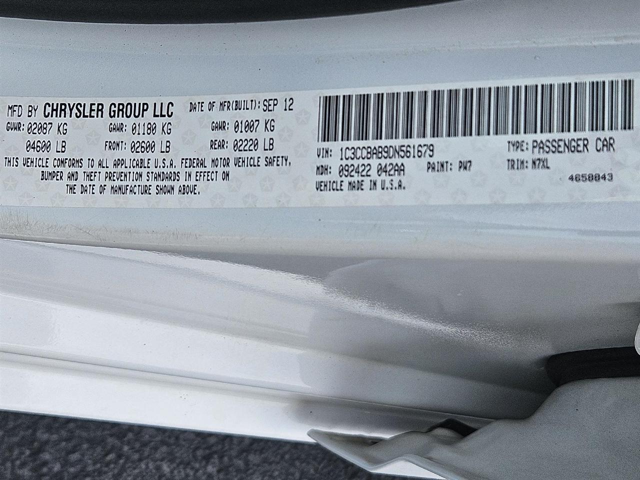 Chrysler 200 LX 2013