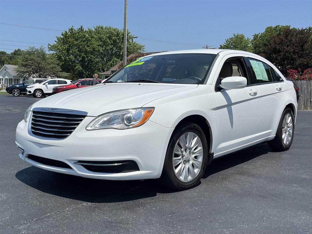 Chrysler 200 LX 2013
