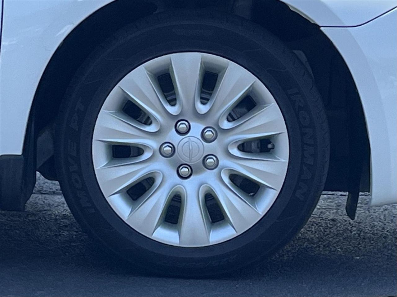 Chrysler 200 LX 2013