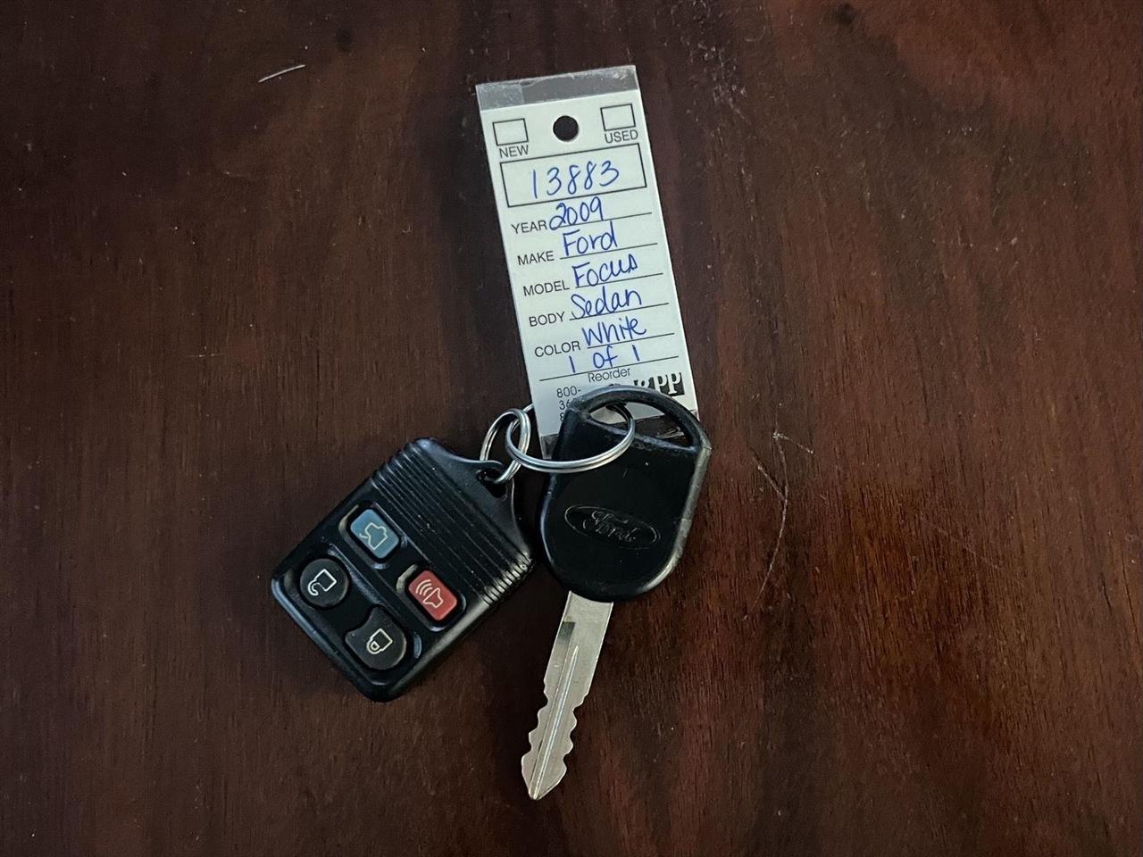 Ford Focus SE Sedan 2009