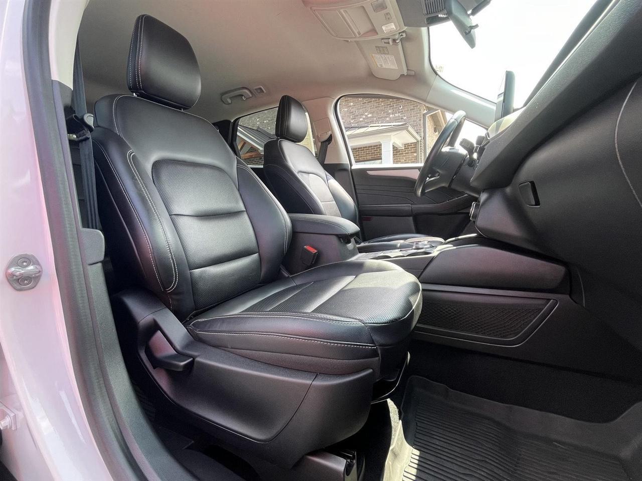 2021 Ford Escape SEL - Photo 15