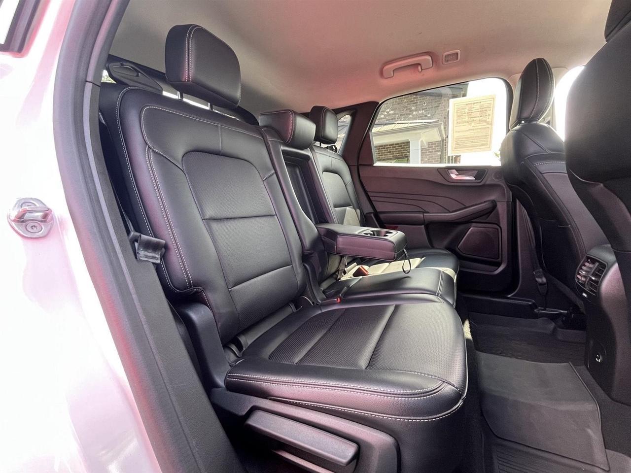 2021 Ford Escape SEL - Photo 16