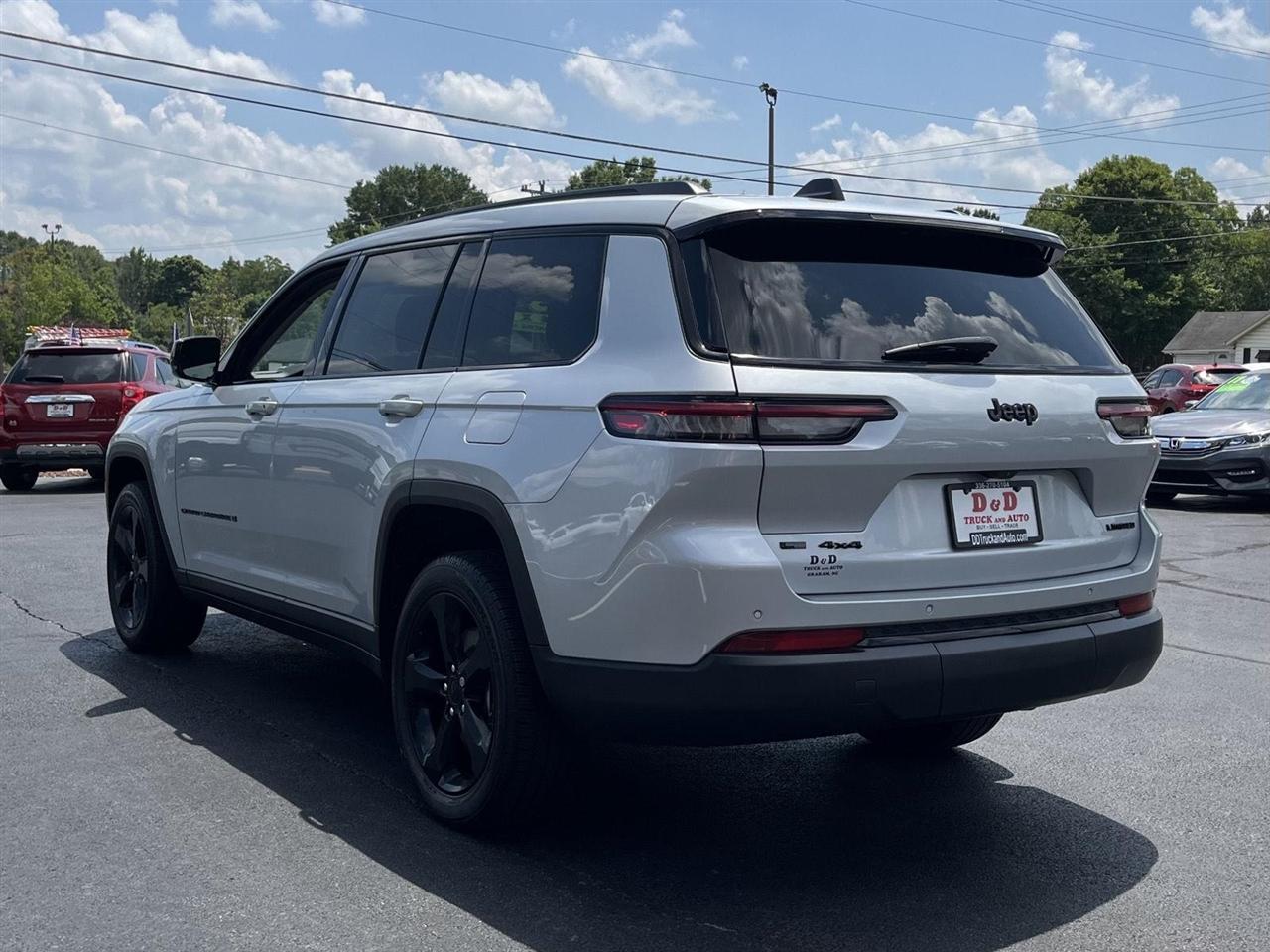 Jeep Grand Cherokee L Limited 4WD 2023