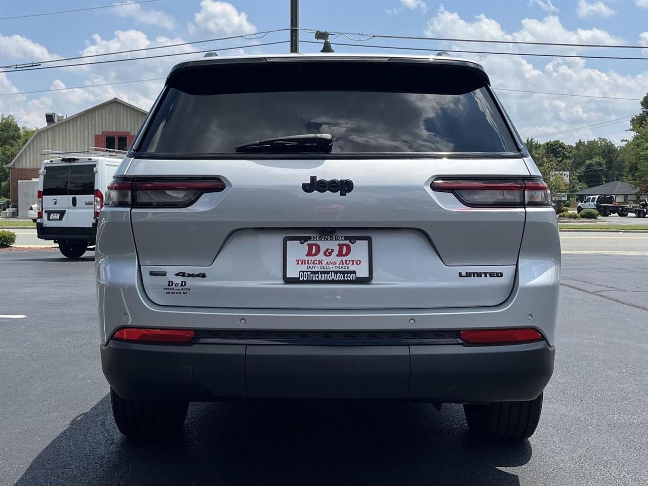 Jeep Grand Cherokee L Limited 4WD 2023