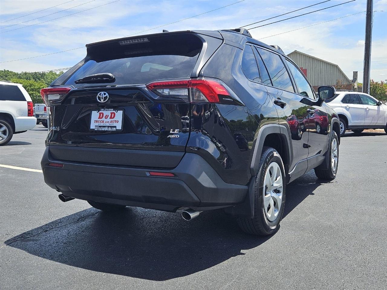 Toyota RAV4 LE AWD 2020