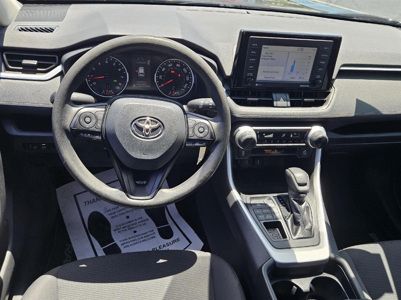 Toyota RAV4 LE AWD 2020