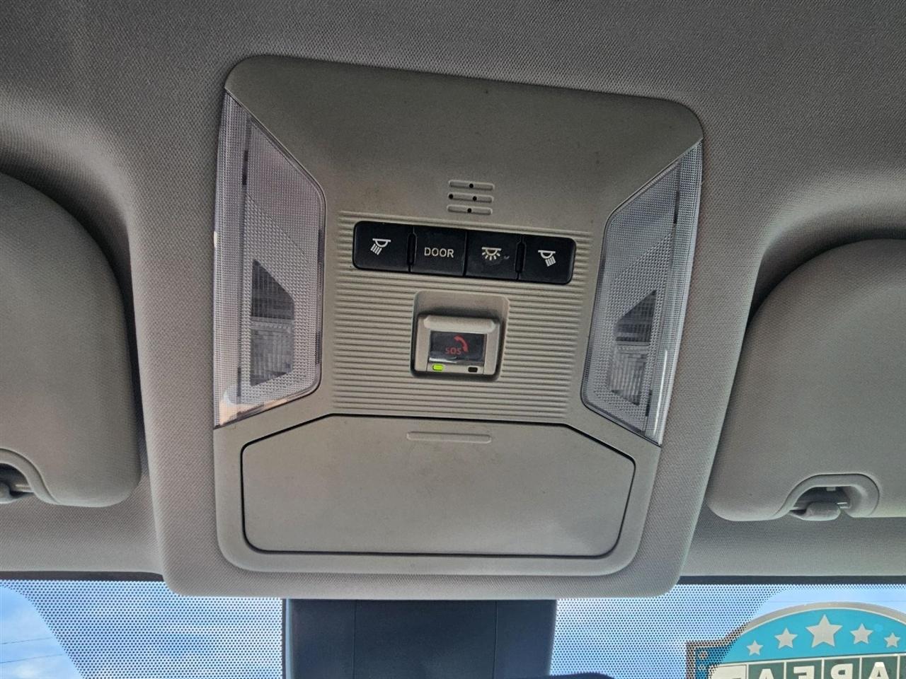 Toyota RAV4 LE AWD 2020