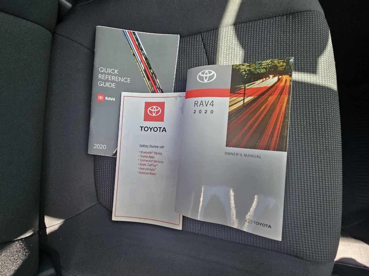 Toyota RAV4 LE AWD 2020