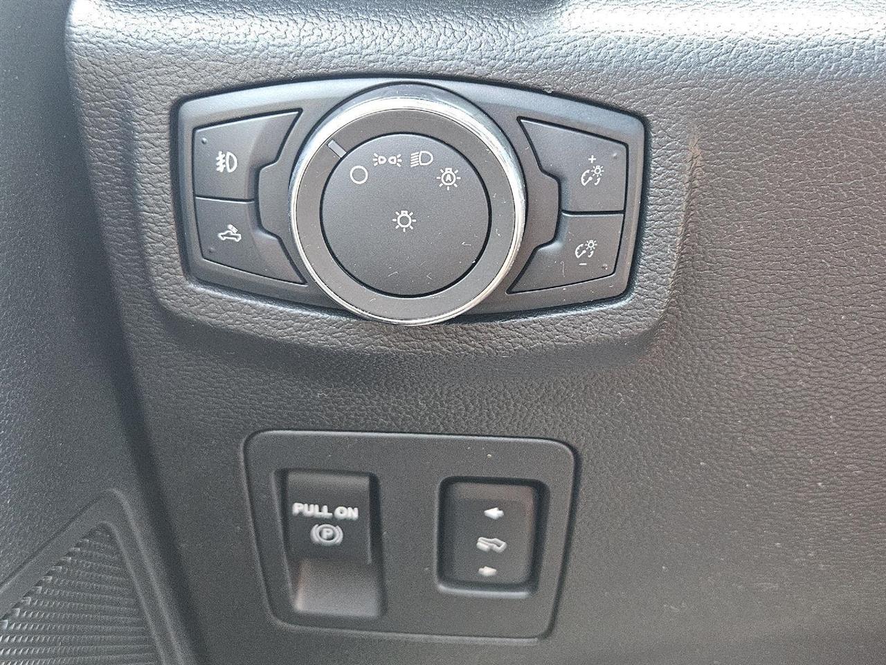 Ford F-150 XLT SuperCab 6.5-ft. Bed 4WD 2016