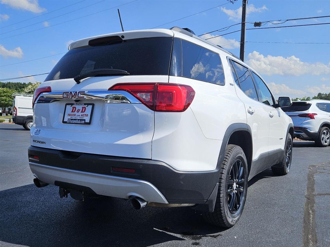 GMC Acadia SLT-1 FWD 2019